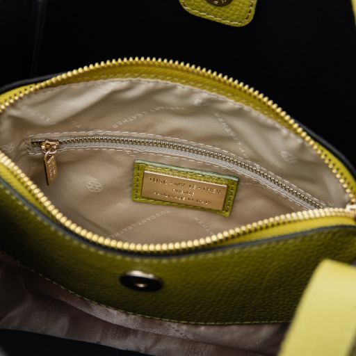 Soft leather handbag Tuscany Leather Soave, Green