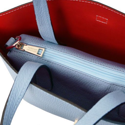 Leather handbag Tuscany Leather Agatha, Light blue