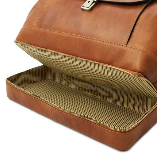 Exclusive double-bottom leather doctor bag Tuscany Leather Giotto
