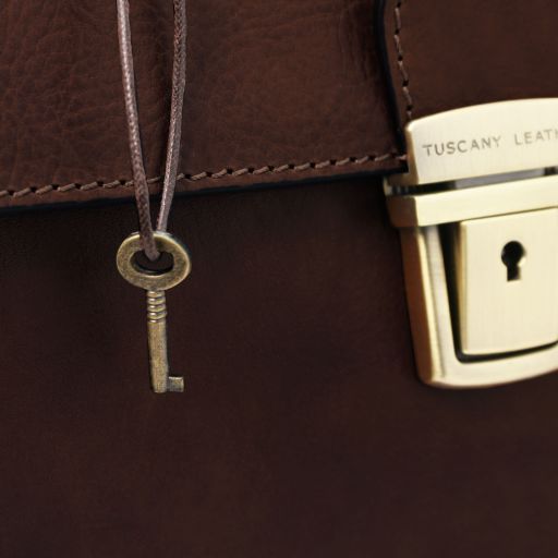 Exclusive double-bottom leather doctor bag Tuscany Leather Giotto