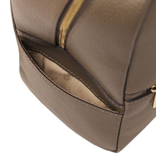 Women's leather Backpacks Tuscany Leather Prisma